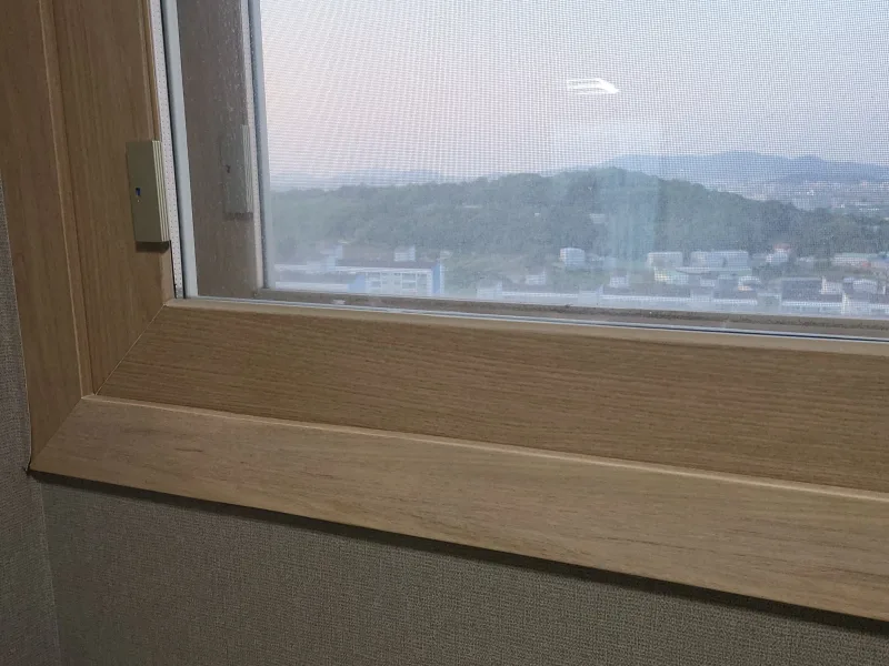 샷시 구멍 메우기 시공 후 2